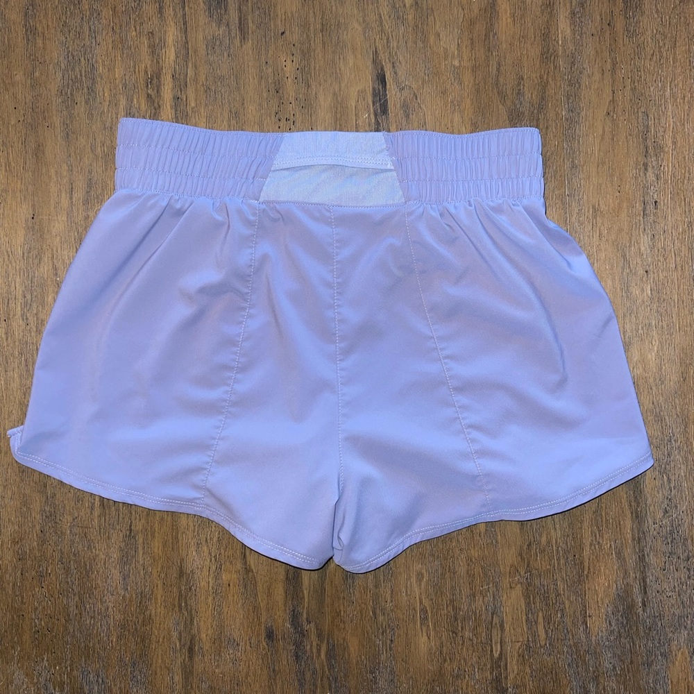 Like new! Lilac Nike Dri Fit Shorts. Size M. - Picture 2 of 4